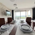 Panorama View Z Tarasem I11 *